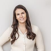 Profile photo for Julianna Sienna
