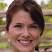 Profile photo for Shauna Kennedy