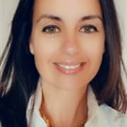 Profile photo for Claudia Bizzarro